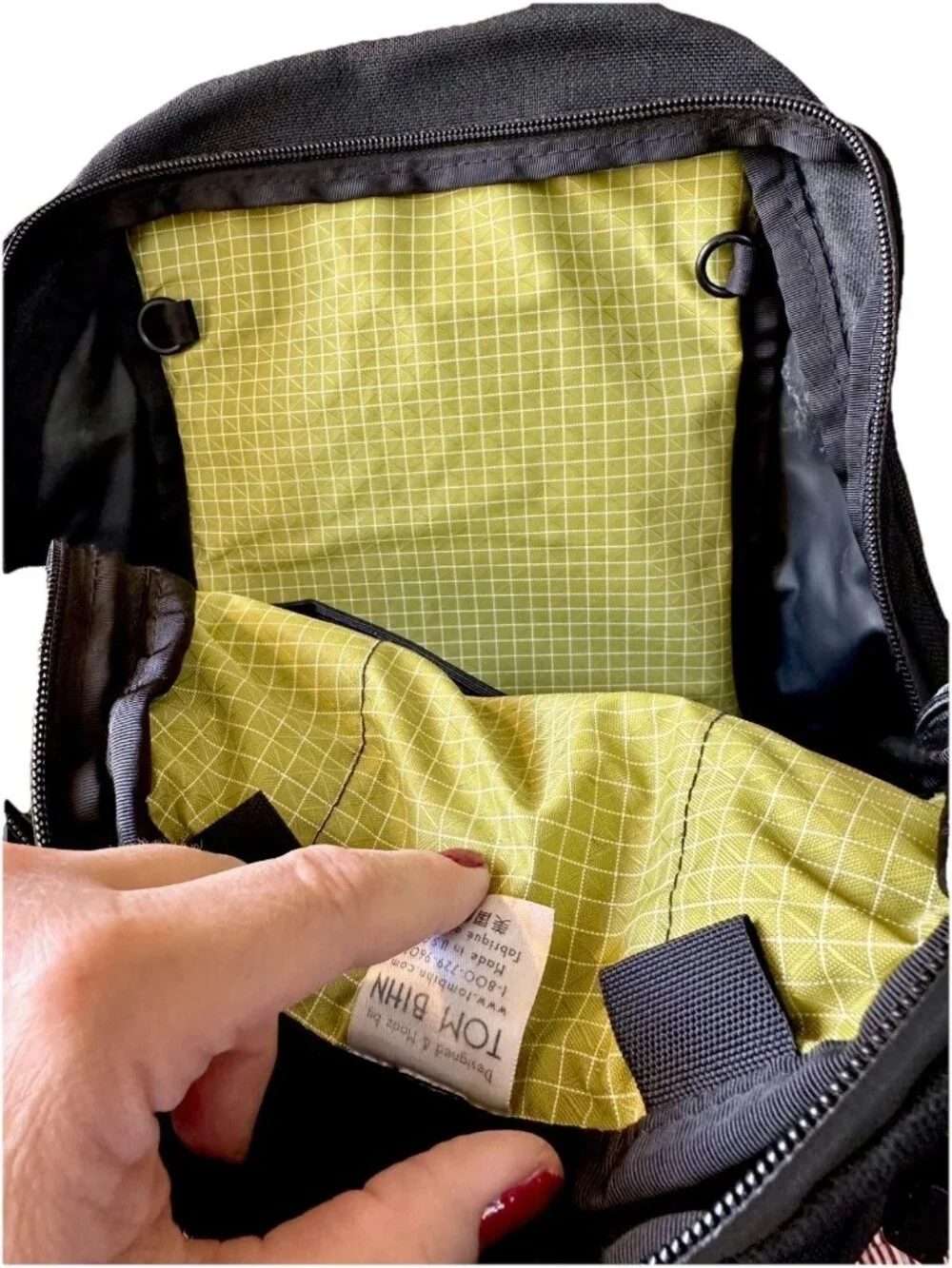 Tom Bihn Synapse 19 Black Ballistic/Wasabi Backpack EDC Travel Laptop USA Made